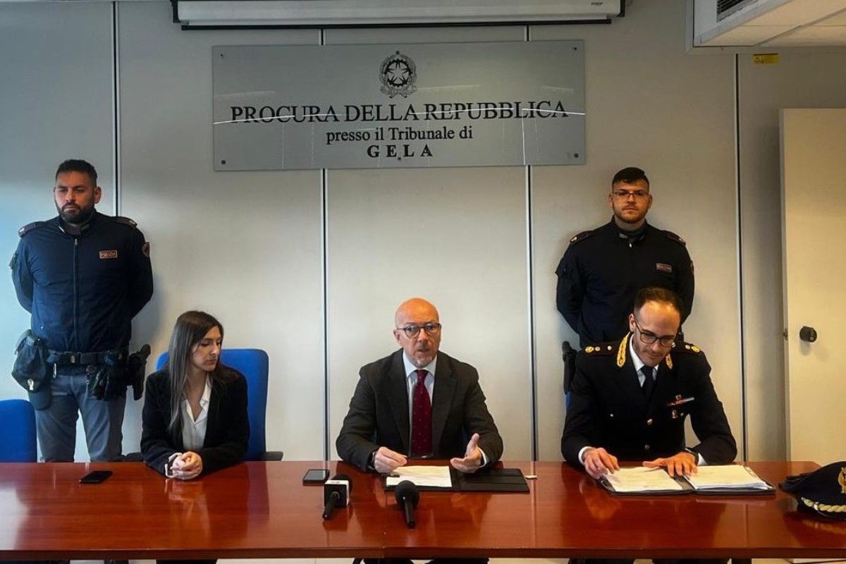 Gela, due coltellate ad un coetaneo: arrestato un 22enne per tentato omicidio