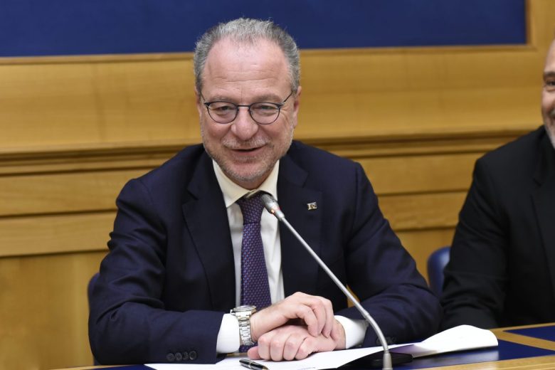 Mulé respinge le accuse: “Rapporti con la mafia? Su di me solo fango”