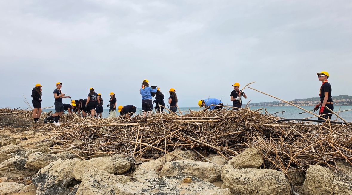 Maxi operazione di pulizia nelle spiagge di Agrigento: rimosse 4 tonnellate di rifiuti Maxi operazione di pulizia nelle spiagge di Agrigento: rimosse 4 tonnellate di rifiuti