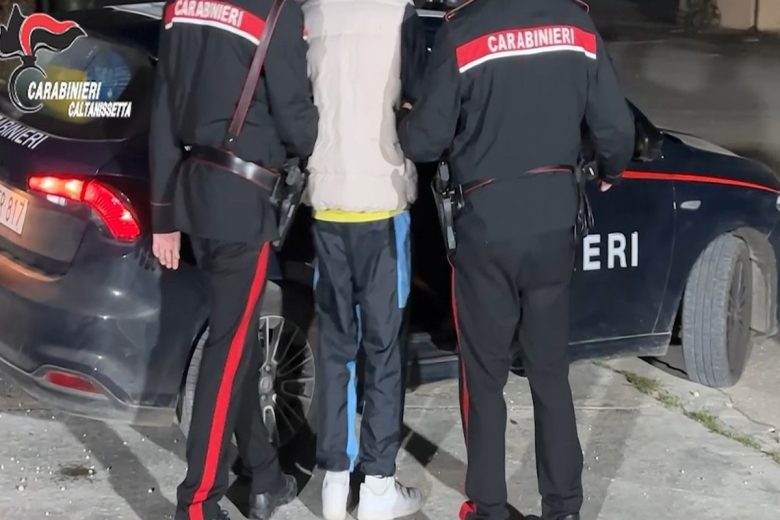 VIDEO | Droga, rifiuti e mafia: il maxi blitz antimafia di Niscemi