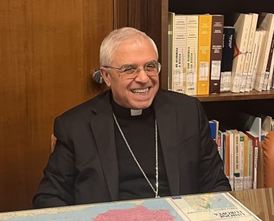 Mons. Luigi Renna: “La Resurrezione e l’insurrezione della pace”