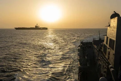 Stretto di Hormuz riaperto, “Senza accordo entro mercoledì cessate il fuoco salta”