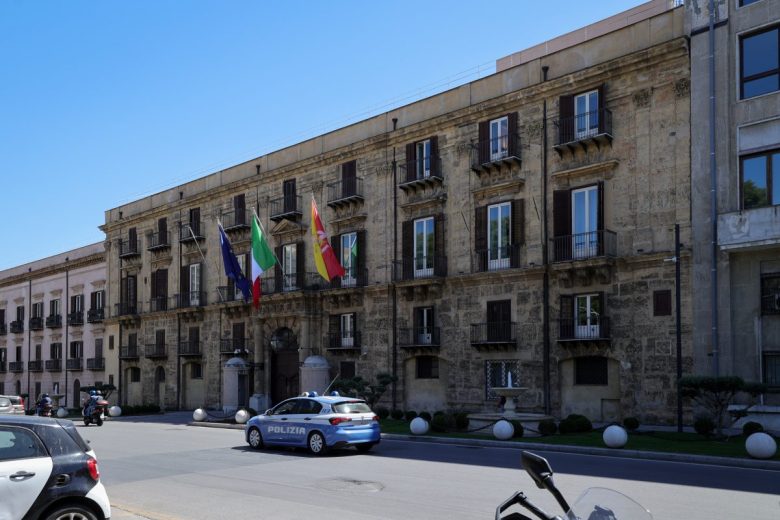 Un milione di euro nel conto sbagliato, il clamoroso errore della Regione: “Disguido informatico”