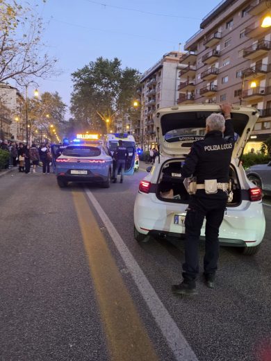 Palermo, scooter investe un giovane in Erasmus in via Libertà: tre feriti
