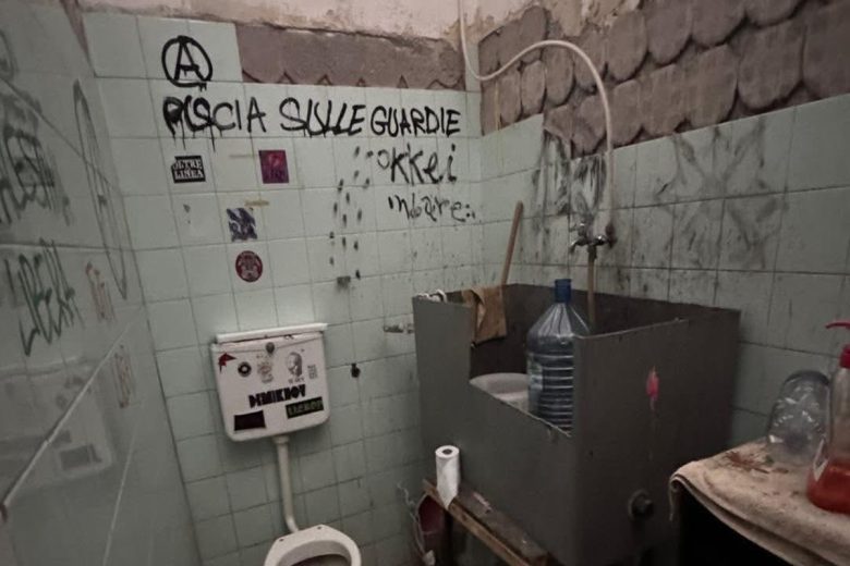 Catania, lo sgombero di piazza Lupo e il post ricondiviso: “Simboli anti-polizia, consigliera Panzarella si dimetta”