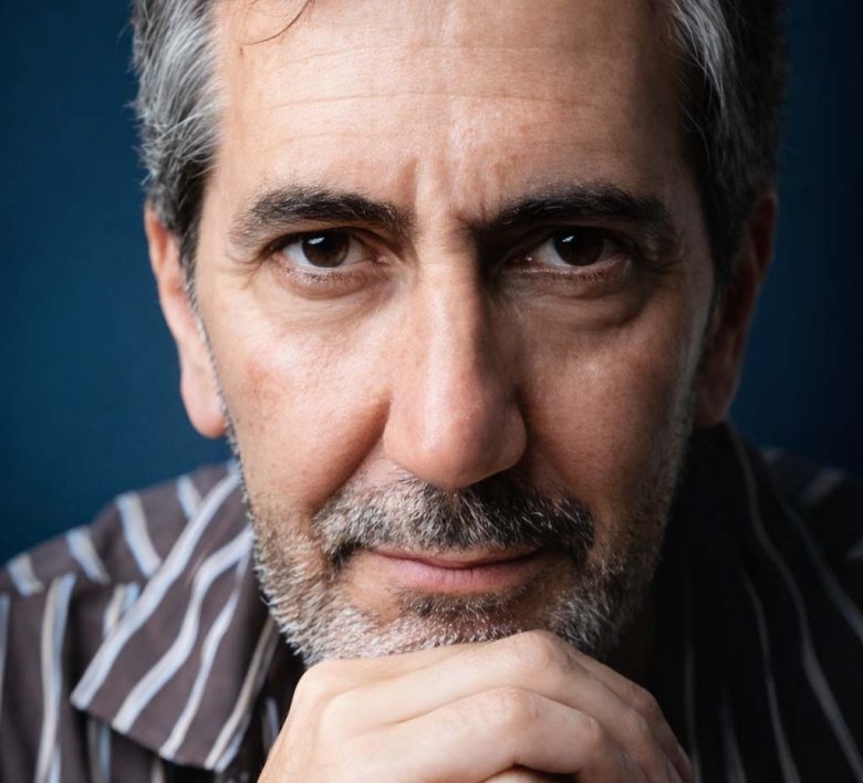 La commedia-verità di Paolo Calabresi per raccontare “la cura di una ferita”