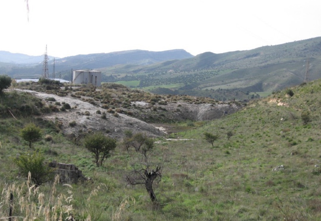 Miniera di Pasquasia, alla Cts arriva il progetto per la bonifica dell’amianto: verrà sepolto in una cella Miniera di Pasquasia, alla Cts arriva il progetto per la bonifica dell’amianto: verrà sepolto in una cella