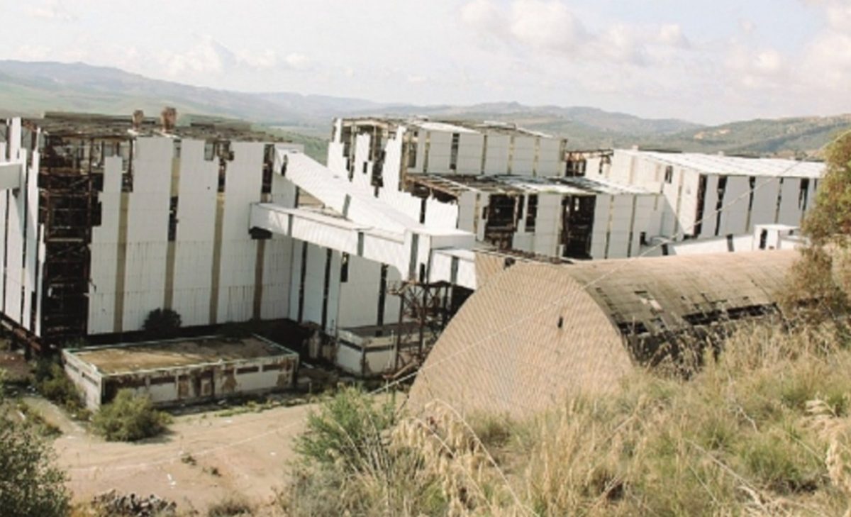 Miniera di Pasquasia, alla Cts arriva il progetto per la bonifica dell’amianto: verrà sepolto in una cella Miniera di Pasquasia, alla Cts arriva il progetto per la bonifica dell’amianto: verrà sepolto in una cella