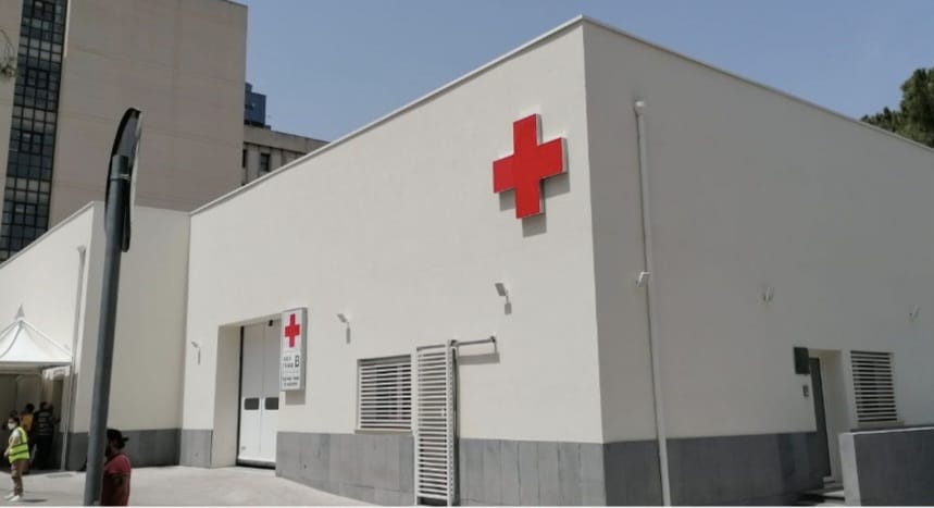 Tragico incidente a Palermo, 47enne investita da tir: morta in ospedale