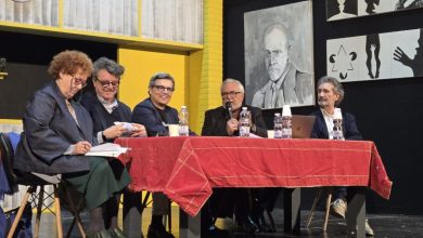 Il libro di Croce tra i fasti della televisione e l’arresto per quattro piantine di marijuana