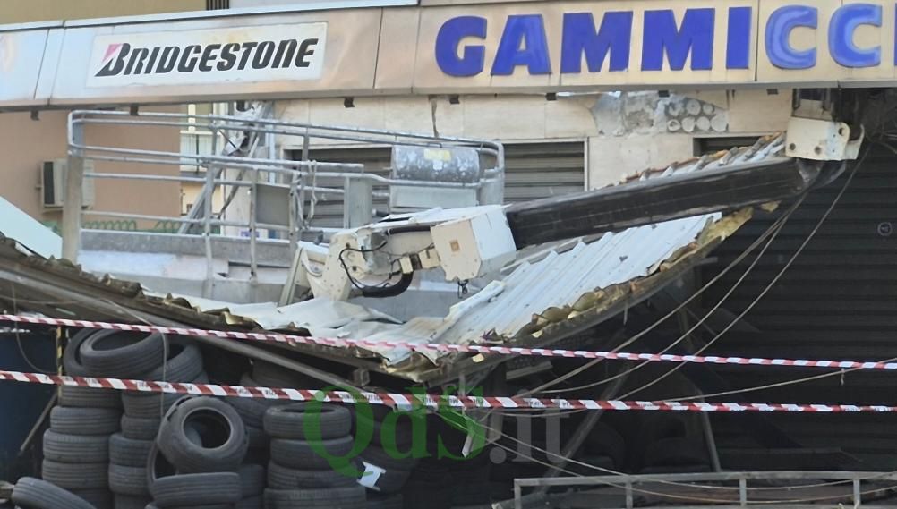 Operai morti a Palermo, il cestello ha strisciato sul palazzo: il giallo sui chilometri del camion