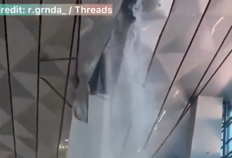 VIDEO | Incredibile in Indonesia, il tetto dell’aeroporto crolla