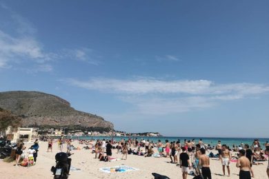Spiaggia di Mondello, respinta l’istanza dell’Avvocatura: resta sospesa la revoca della concessione alla Italo Belga