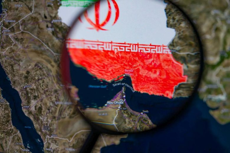 Guerra in Iran, due cacciatorpedinieri Usa hanno attraversato Hormuz. Teheran smentisce