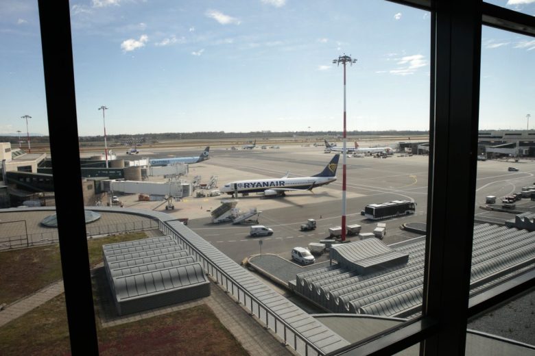 Impennata delle tariffe del trasporto aereo merci: crescita del 7% su base settimanale