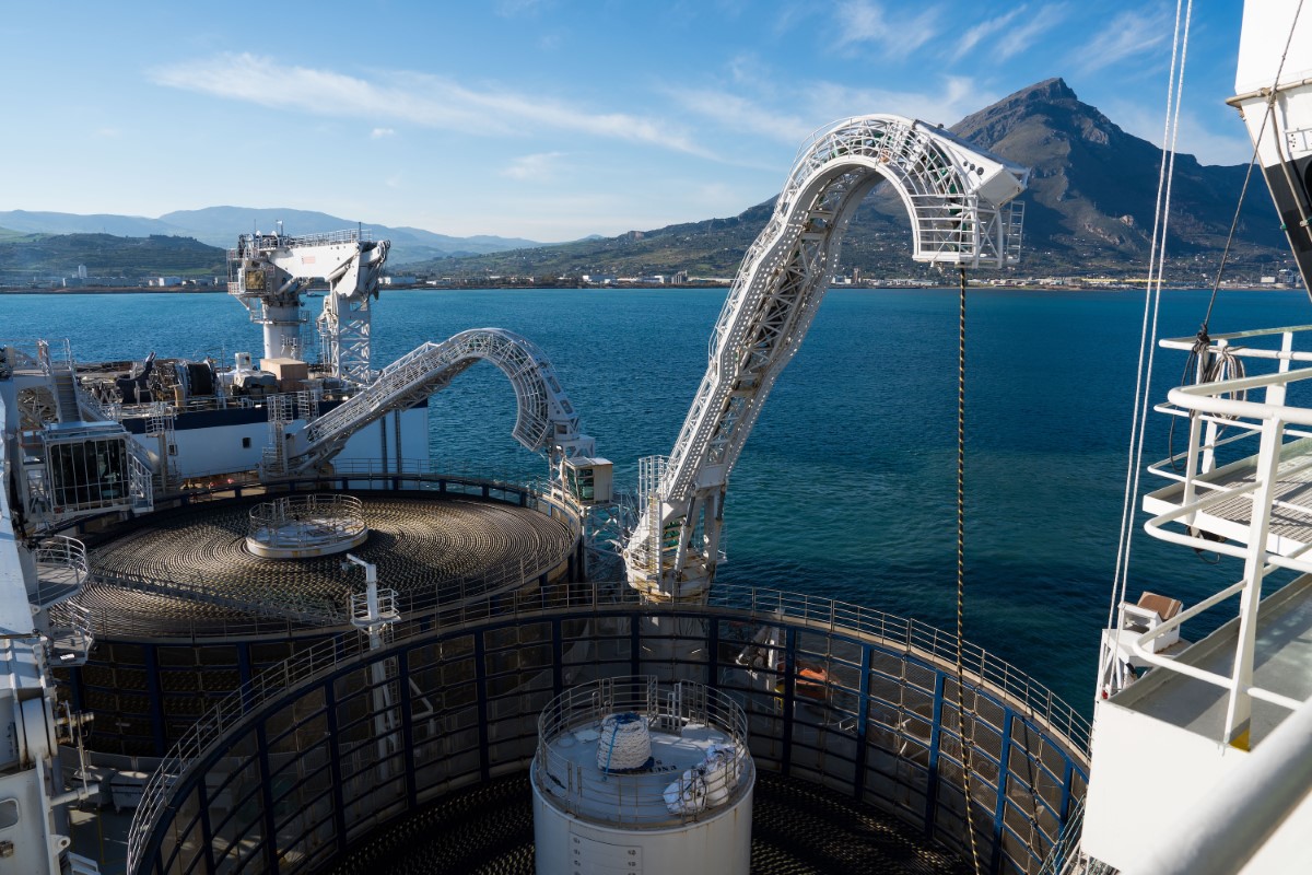 Tyrrhenian Link, ultimati i lavori marini tra Campania e Sicilia per l’opera di Terna