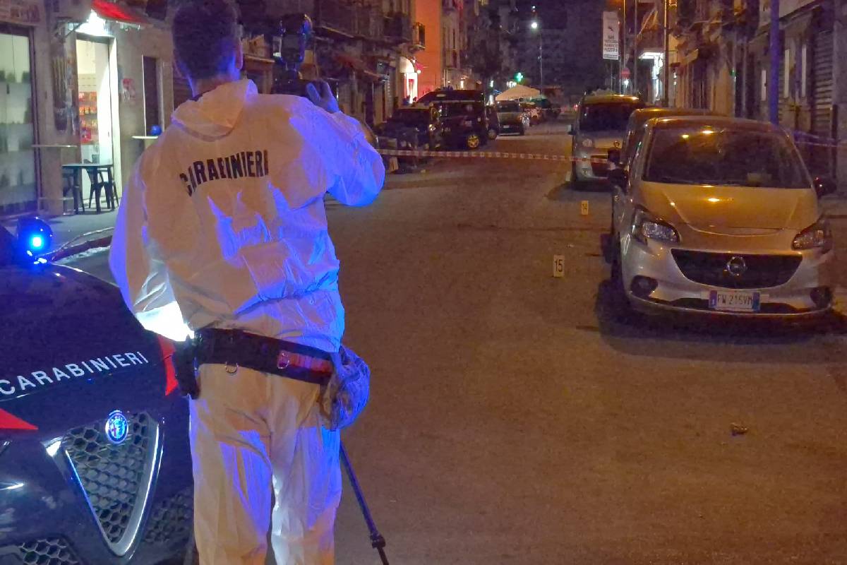 Palermo, giallo su una sparatoria in via Montalbo: due feriti in ospedali diversi