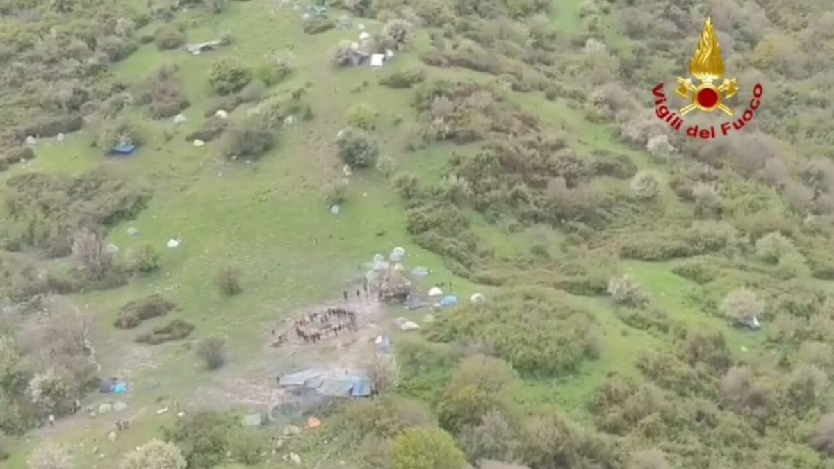 Torrente in piena, gruppo di campeggiatori isolati nei Nebrodi: intervento dei vigili del fuoco