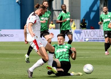 Calcio, Sassuolo-Milan 2-0: rossoneri ko in 10