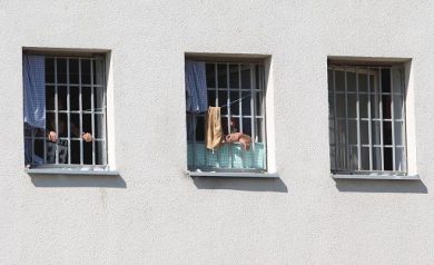 Carceri, Antigone: 3 suicidi in pochi giorni. Reclusi oltre quota 64mila