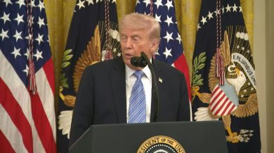 Trump torna ad attaccare il Papa a vigilia incontro con Rubio