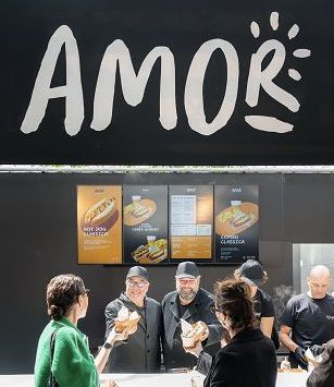 Gruppo Alajmo apre allo street food: 20 locali Amor Hot Dog in 3 anni