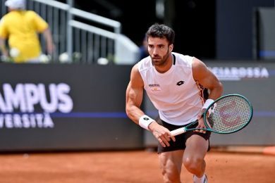 Tennis, Pellegrino da favola, è agli ottavi a Roma