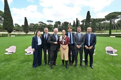 Piazza di Siena compie 100 anni. Dal 27 maggio il grande show