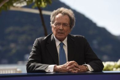 Banche, Gros-Pietro: in Ue sottodimensionate, non possiamo permettercelo