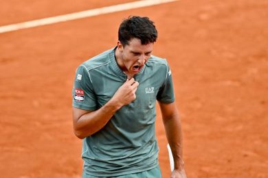Tennis, Darderi ai quarti a Roma, battuto Zverev