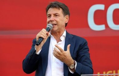 Conte: Meloni ha tradito promesse e omaggiato poteri forti