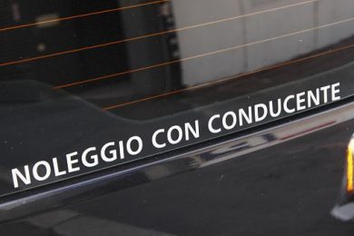 Forza Italia apre su liberalizzazione Ncc, stop da Lega e Fdi