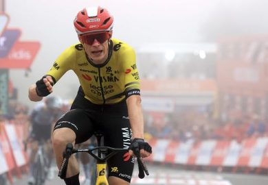 Ciclismo, Vingegaard domina sul Blockhaus. Eulalio resta in rosa