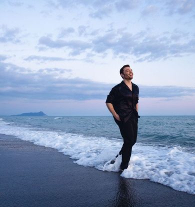 Tiziano Ferro svela la tracklist di “Sono un grande (Deluxe)”
