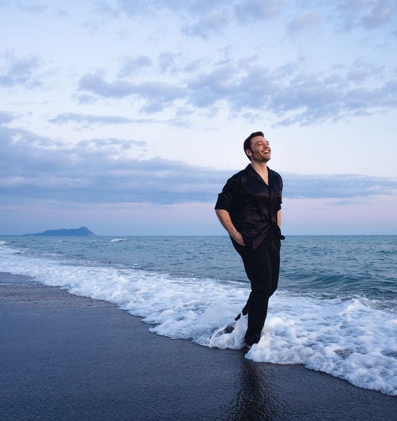 Tiziano Ferro svela la tracklist di “Sono un grande (Deluxe)” Tiziano Ferro svela la tracklist di “Sono un grande (Deluxe)”