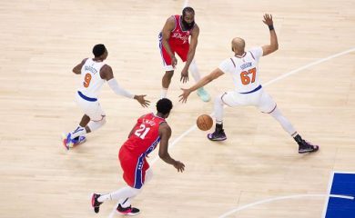 Playoff Nba, New York rimonta da -22 e vince Gara1