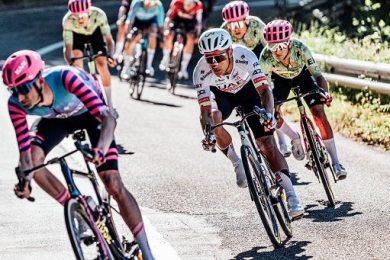 Ciclismo, Giro, Narváez firma la fuga a Chiavari. Eulalio in rosa
