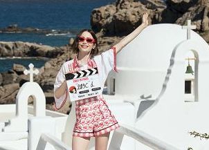 Tv, finisce “Emily in Paris”: ciak in Grecia per l’ultima stagione