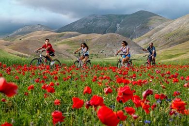 Umbria, la bici lenta che porta economia nei borghi