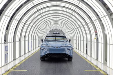 Vw lancia in Cina ID. Unyx 07, elettrica sviluppata con Xpeng