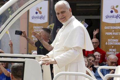 Papa: cercare una IA disarmata, importante continuare il dialogo