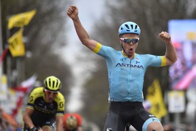 Ciclismo, Giro d’Italia: Valgren vince a Andalo