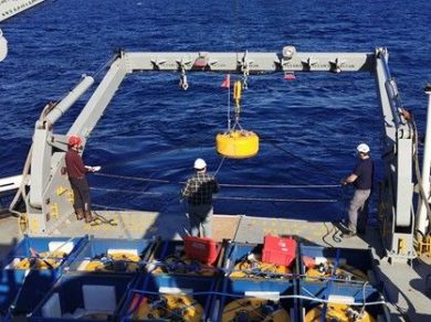 La nave R/V Gaia Blu nell’Adriatico per ascoltare i terremoti dal fondo del mare