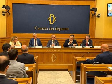 Sanità, Enpapi: basta gettonisti e infermieri dall’estero