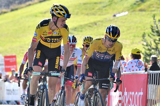 Ciclismo, Giro d’Italia, beffa per Ciccone ai Piani di Pezzè