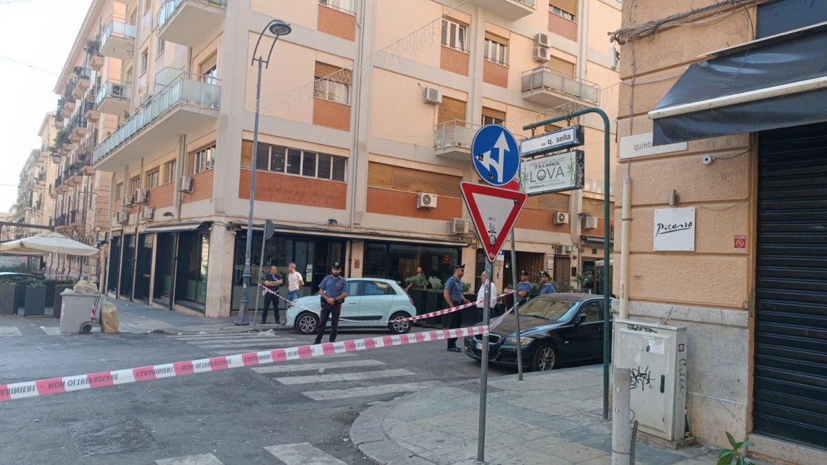 FOTO | Terrore a Palermo: nuova sparatoria nella notte in via Lumia, ferita una ragazza FOTO | Terrore a Palermo: nuova sparatoria nella notte in via Lumia, ferita una ragazza