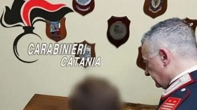 Truffa 50 mila euro a un’anziana fingendosi carabiniere: 32enne denunciato a Catania