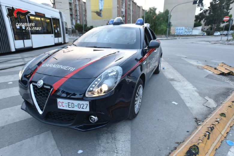 Palermo, pusher beccato a Cruillas con oltre 200 grammi di droga: arrestato