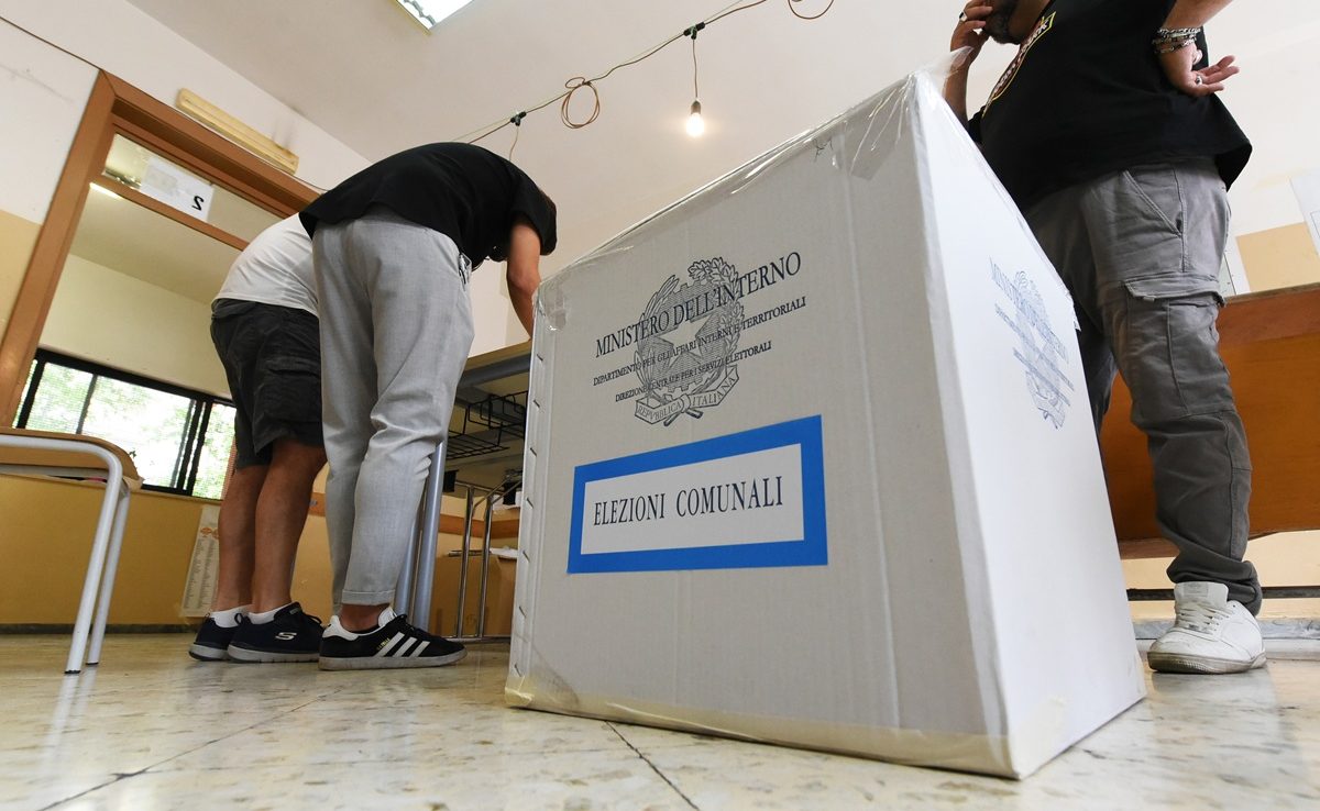 Elezioni comunali 2026, quorum dai luoghi con un solo candidato: Martella a Raccuja, Bellini a Godrano Elezioni comunali 2026, quorum dai luoghi con un solo candidato: Martella a Raccuja, Bellini a Godrano
