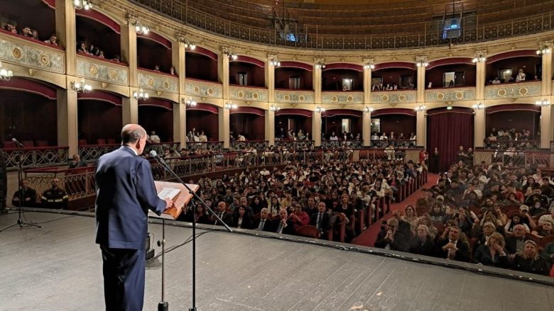 Tre giornate di donazione del sangue, Schifani incontra studenti a Palermo: “Gesto di solidarietà”